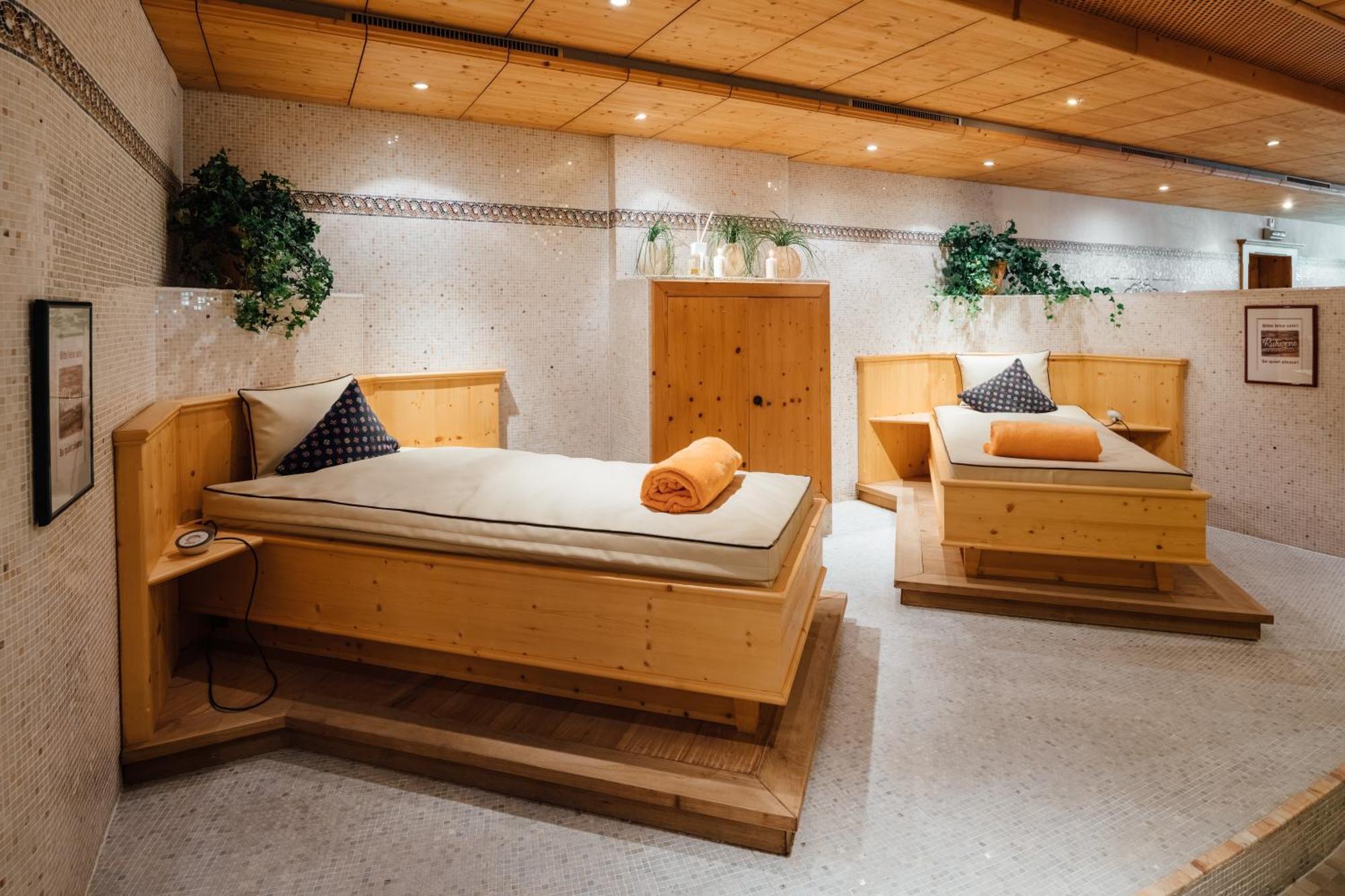 Huber Hotel Tramserhof Ландек Екстериор снимка