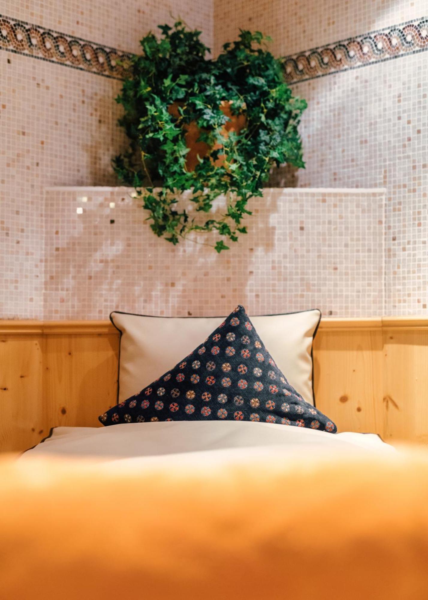 Huber Hotel Tramserhof Ландек Екстериор снимка