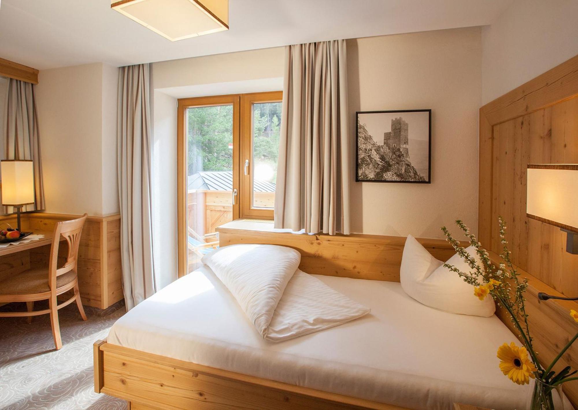 Huber Hotel Tramserhof Ландек Стая снимка